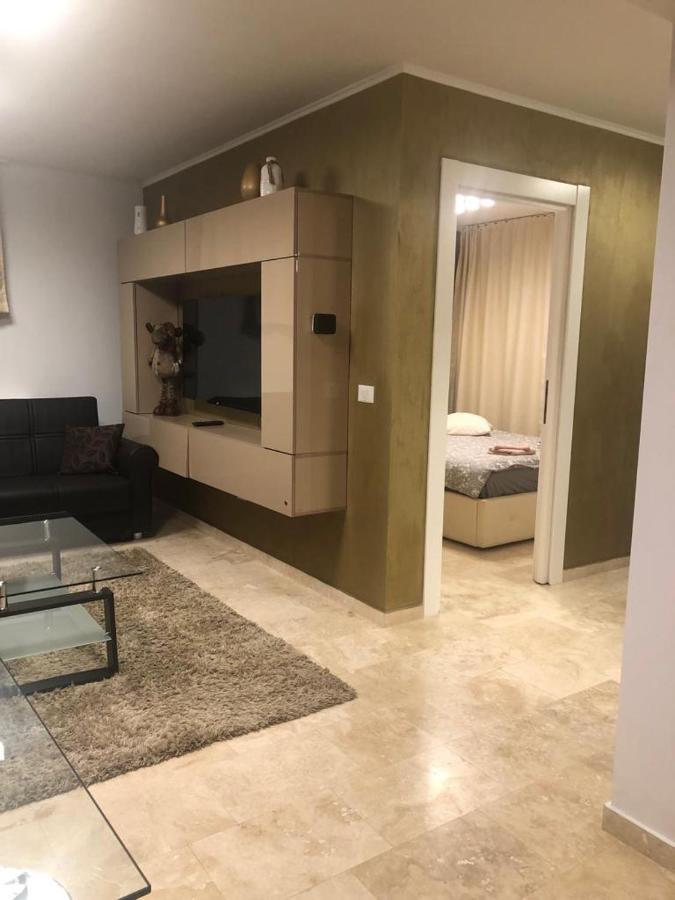 Apartamento Apartament Nicolle Poiana Brasov Exterior foto